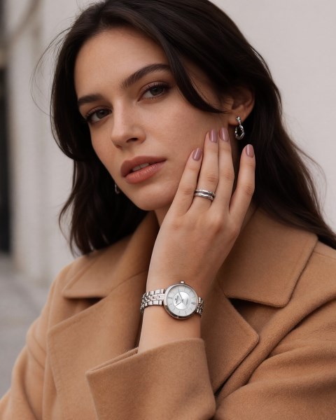 ÇELİK METAL BAND KADIN KOL SAATİ